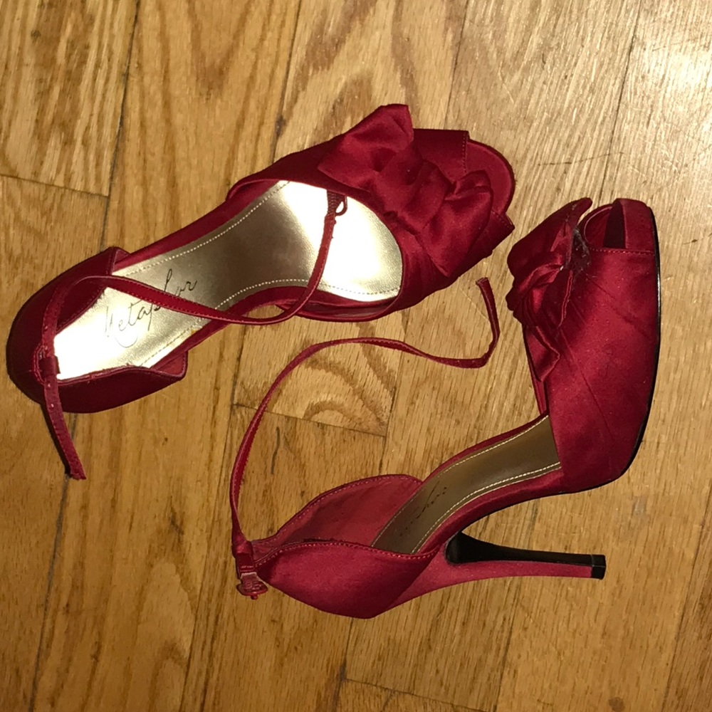Women’s Heals